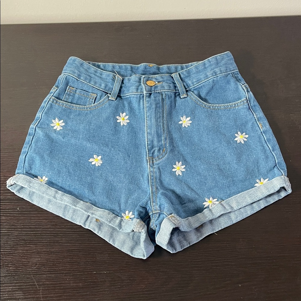 SHEIN Denim Shorts with Daisy Embroidery